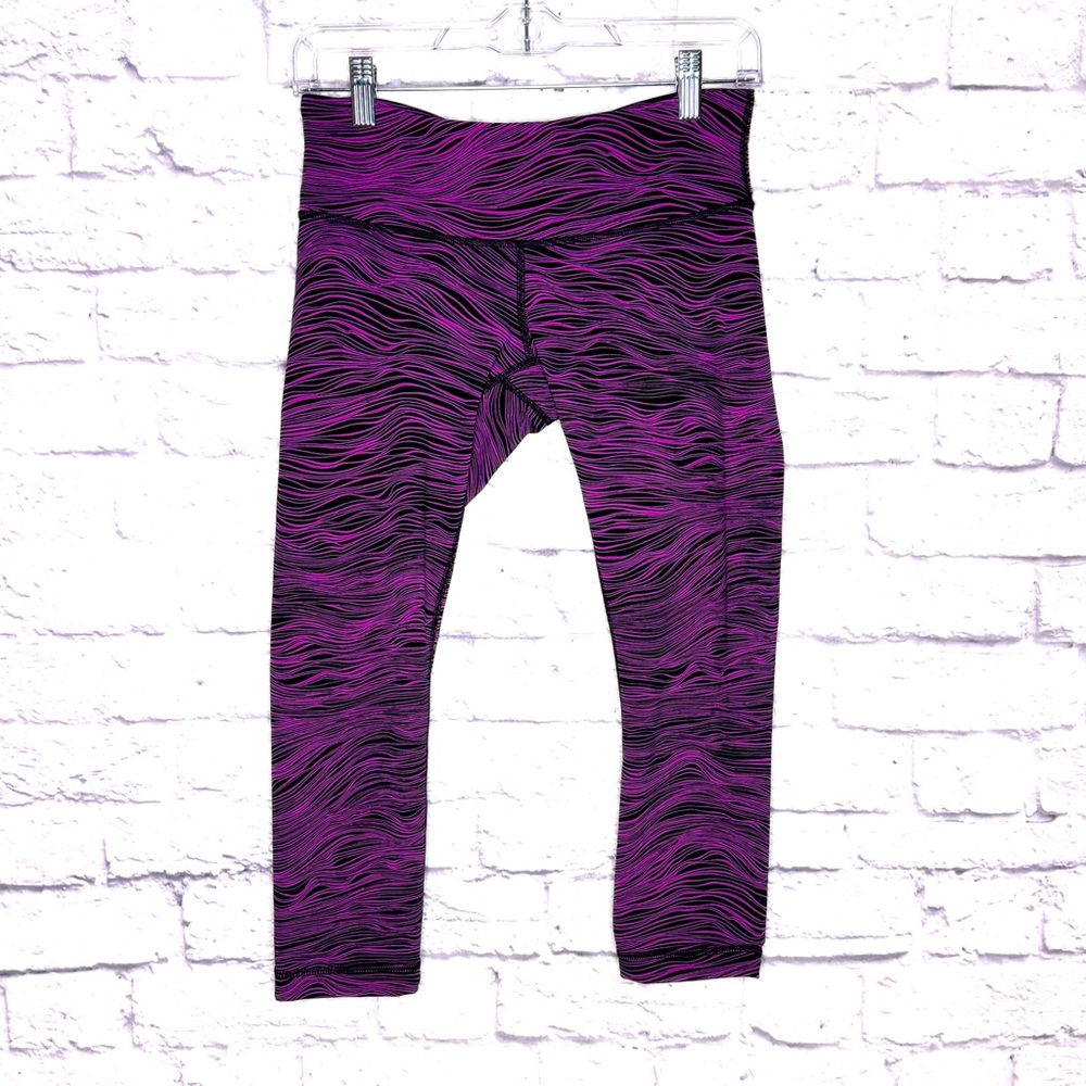Lululemon | Wunder Under Crop III Full-On Luxtreme | Size 6 | EUC